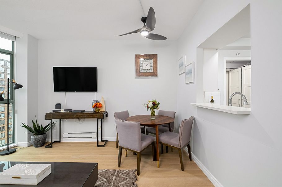 1105 1383 Howe Street Vancouver, BC - 7