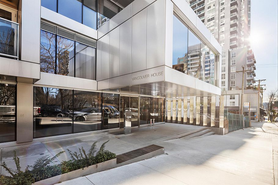 1001 1480 Howe Street Vancouver, BC - 2