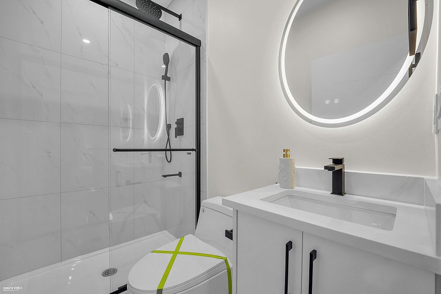 4 1577 E 58th Avenue Vancouver, BC - 15