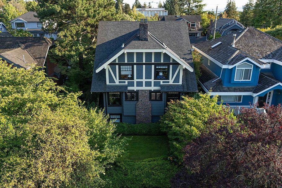 1986 W 36th Avenue Vancouver, BC - 37