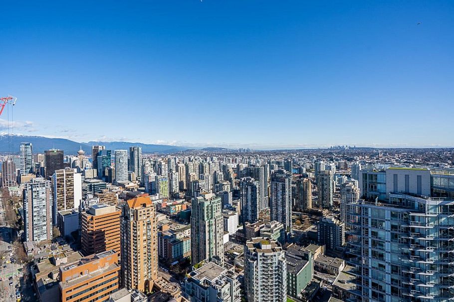 4605 1289 Hornby Street Vancouver, BC - 33