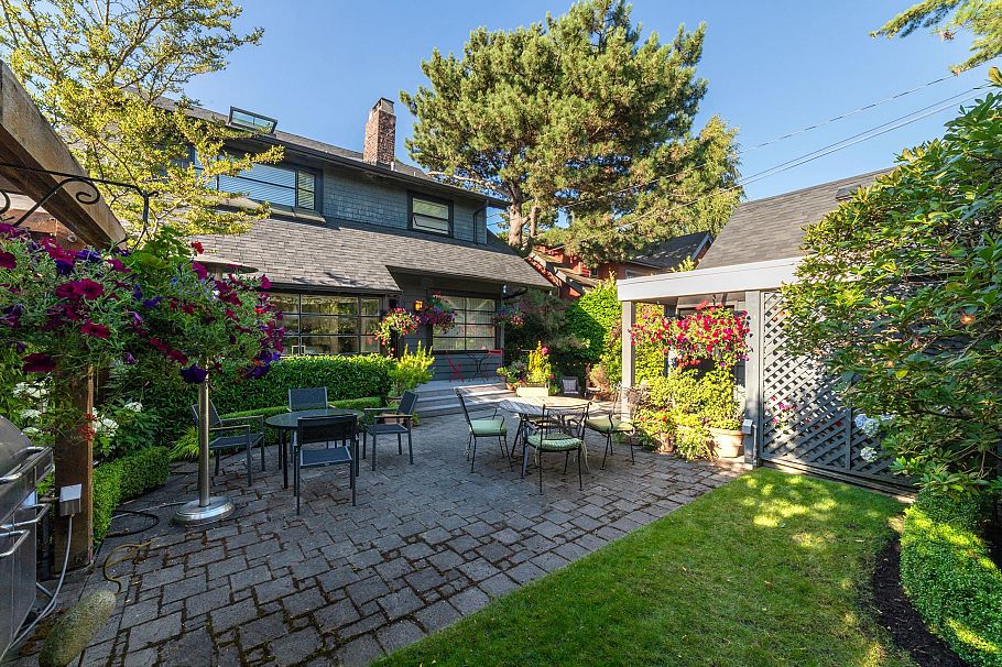 1986 W 36th Avenue Vancouver, BC - 33