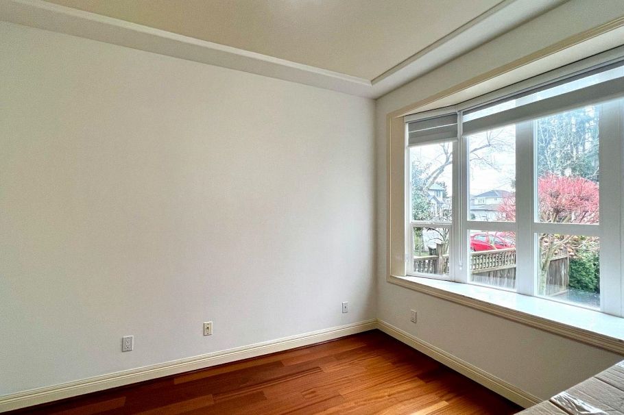 2813 W 21st Avenue Vancouver, BC - 4