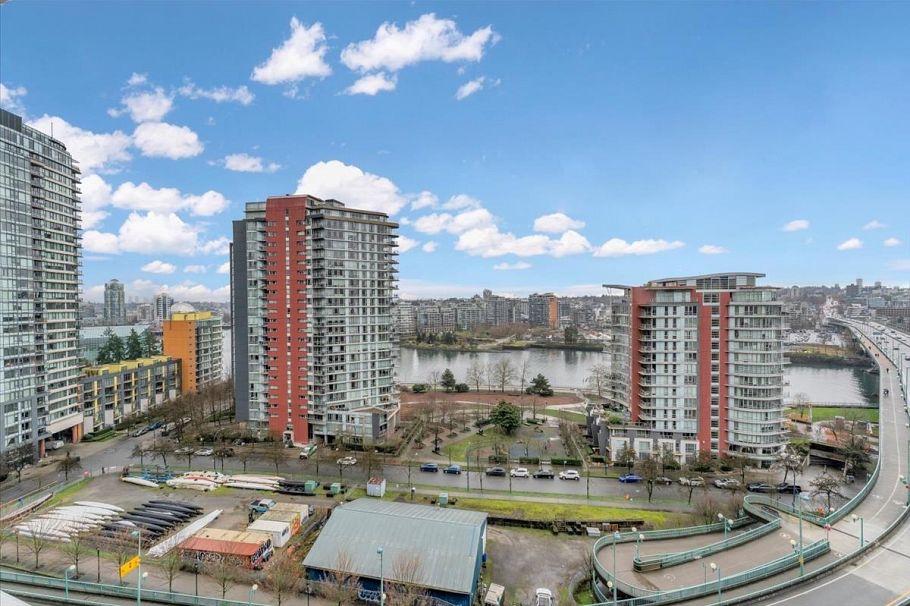 1609 68 Smithe Street Vancouver, BC - 16