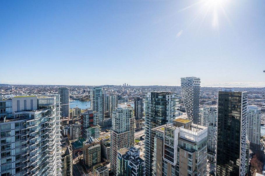 4605 1289 Hornby Street Vancouver, BC - 35