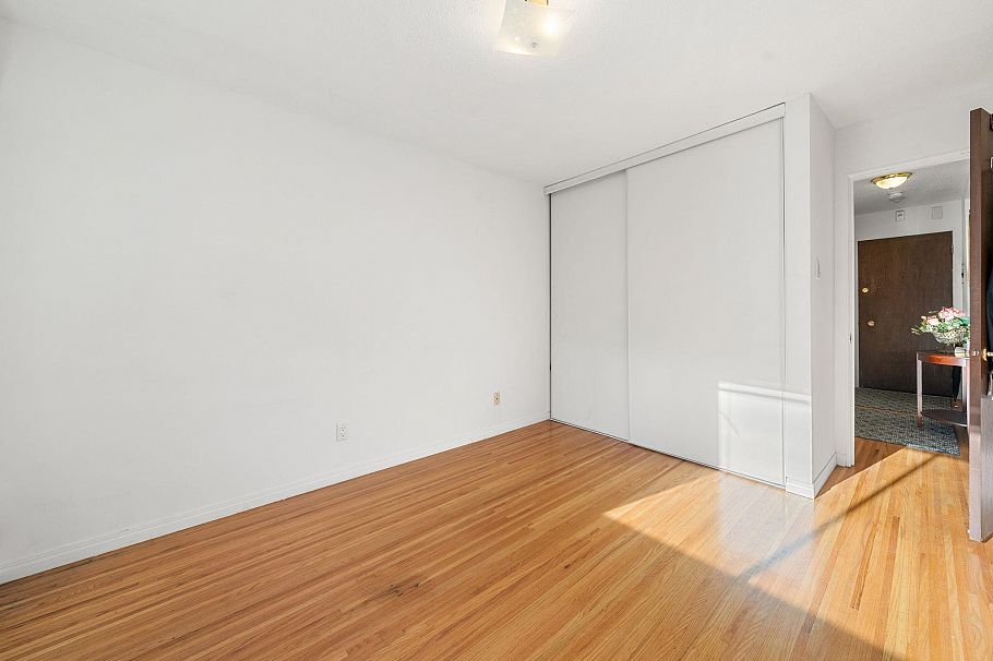 3 135 W 21st Street North Vancouver, BC - 20