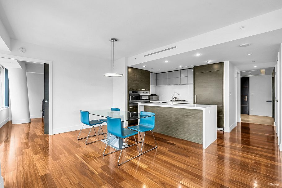 2405 667 Howe Street Vancouver, BC - 6