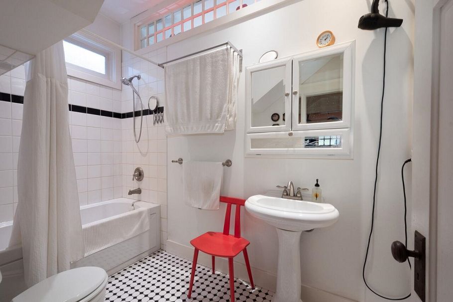 2912-14 W 3rd Avenue Vancouver, BC - 22