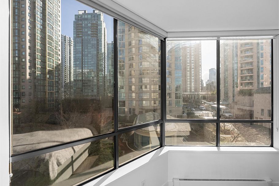 402 738 Broughton Street Vancouver, BC - 16