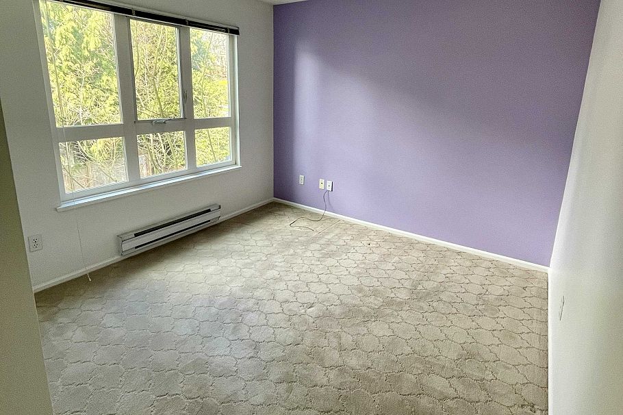 403 106 W Kings Road North Vancouver, BC - 11