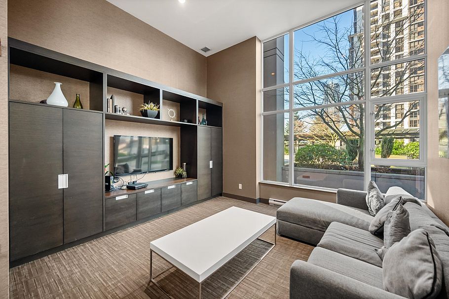 2006 2077 Rosser Avenue Burnaby, BC - 35