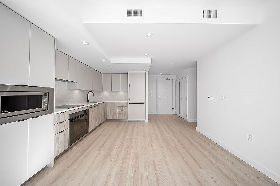 619 755 Harbourside Drive Vancouver, BC - 4