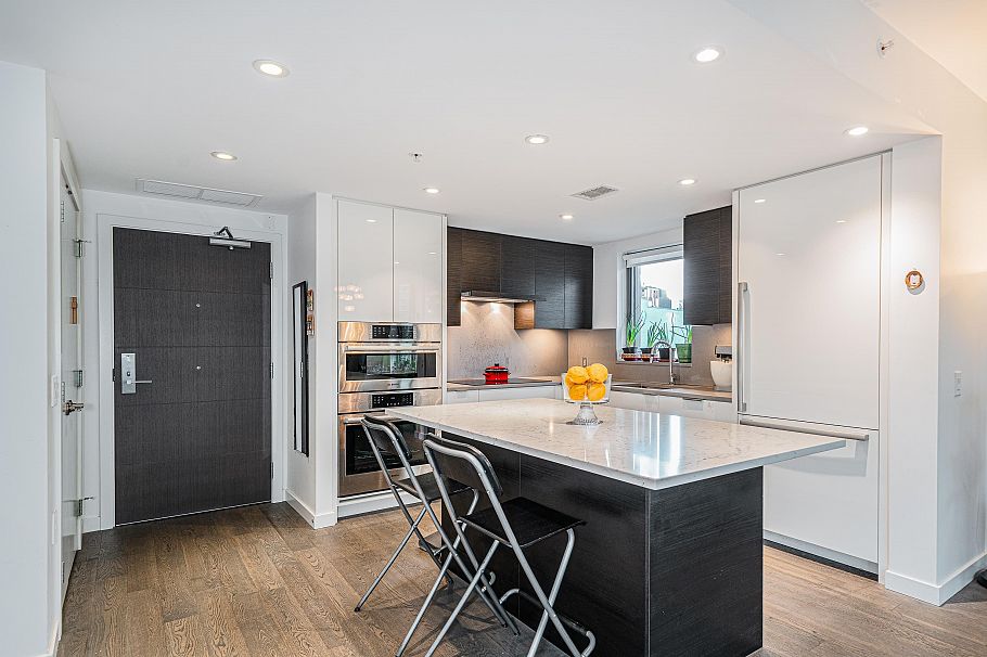 404 1688 Pullman Porter Street Vancouver, BC - 11