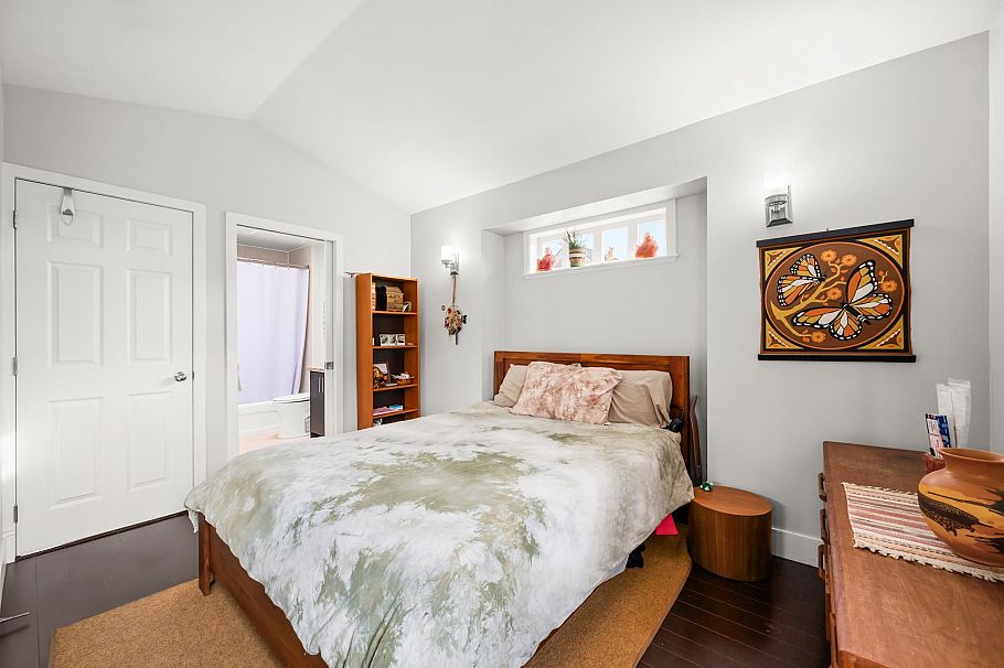 1407 E 28th Avenue Vancouver, BC - 16