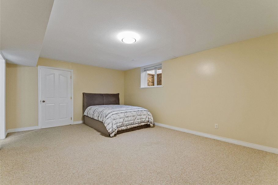 3782 Lonsdale Avenue North Vancouver, BC - 20