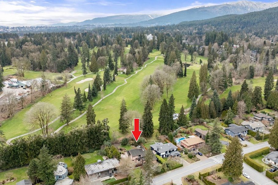 667 Fairway Drive North Vancouver, BC - 31