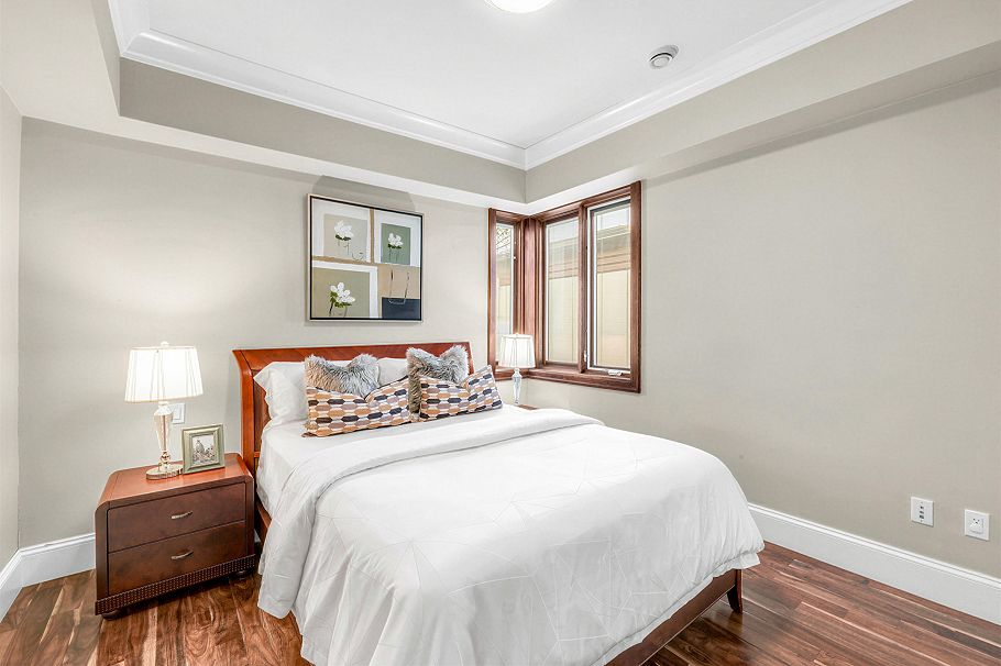 4320 W 8th Avenue Vancouver, BC - 14