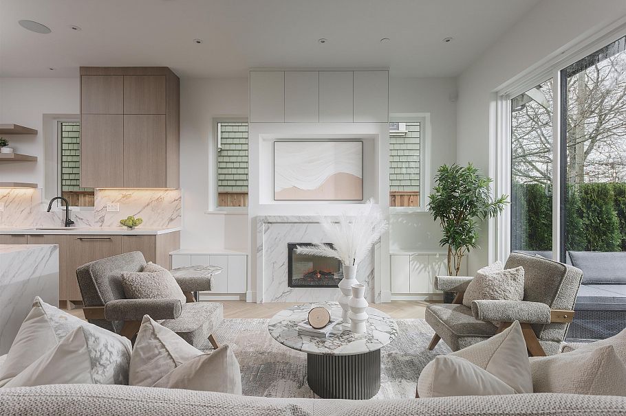 1 2130 E 2nd Avenue Vancouver, BC - 1