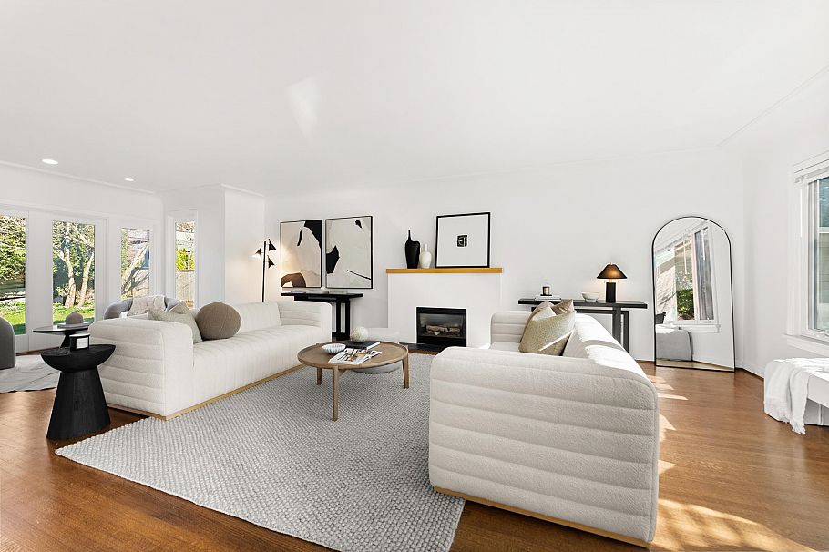 4709 Chancellor Boulevard Vancouver, BC - 1