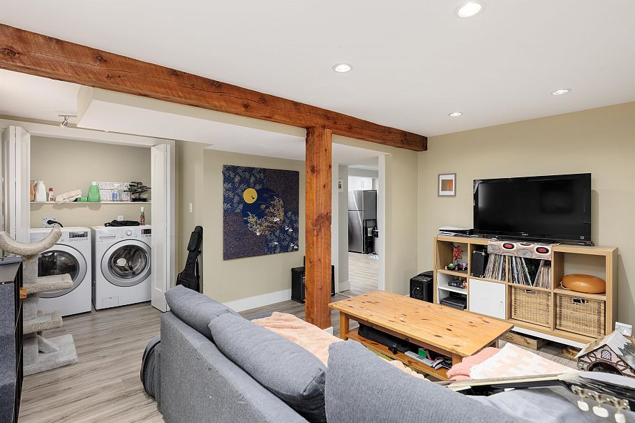 5935 Prince Albert Street Vancouver, BC - 19