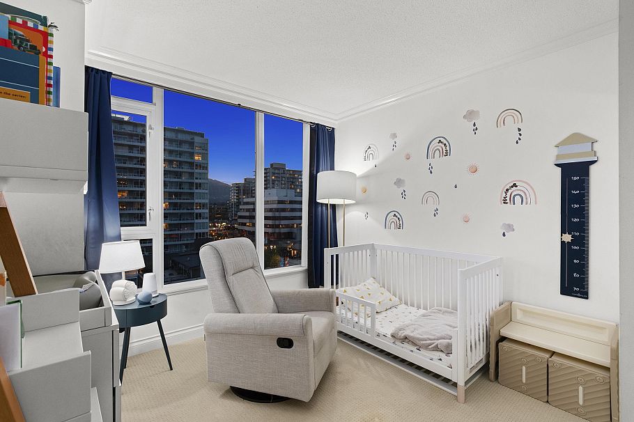 602 133 E Esplanade North Vancouver, BC - 19