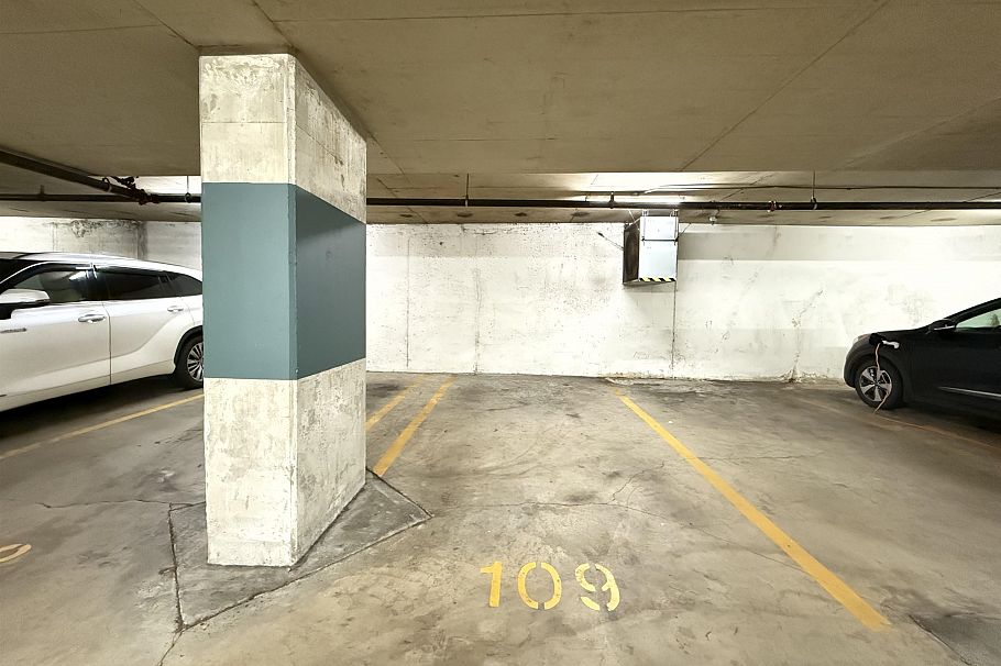 405 4028 Knight Street Vancouver, BC - 22