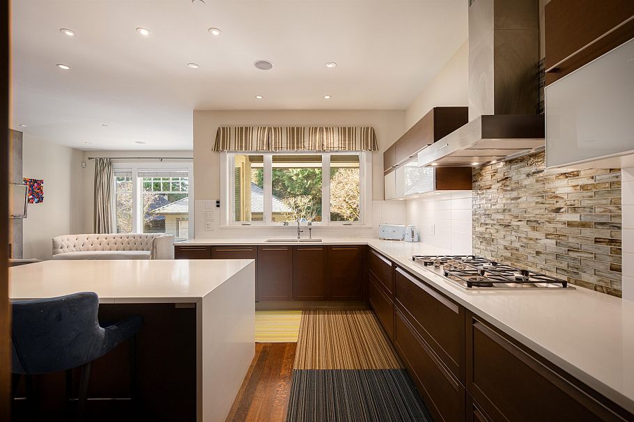 6467 Larch Street Vancouver, BC - 14