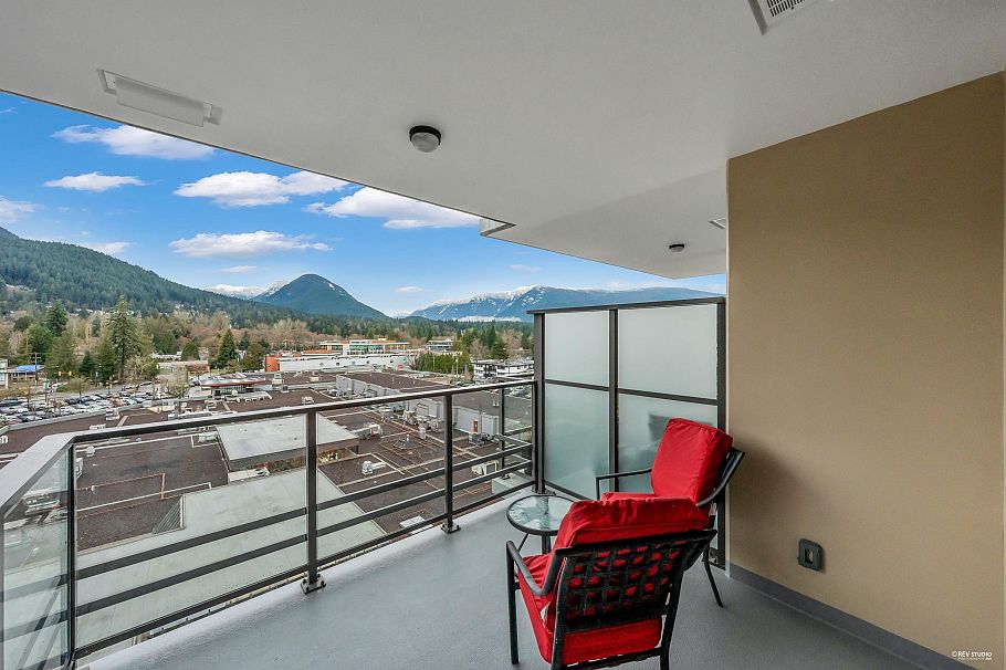 607 2780 Valley Centre Avenue North Vancouver, BC - 19