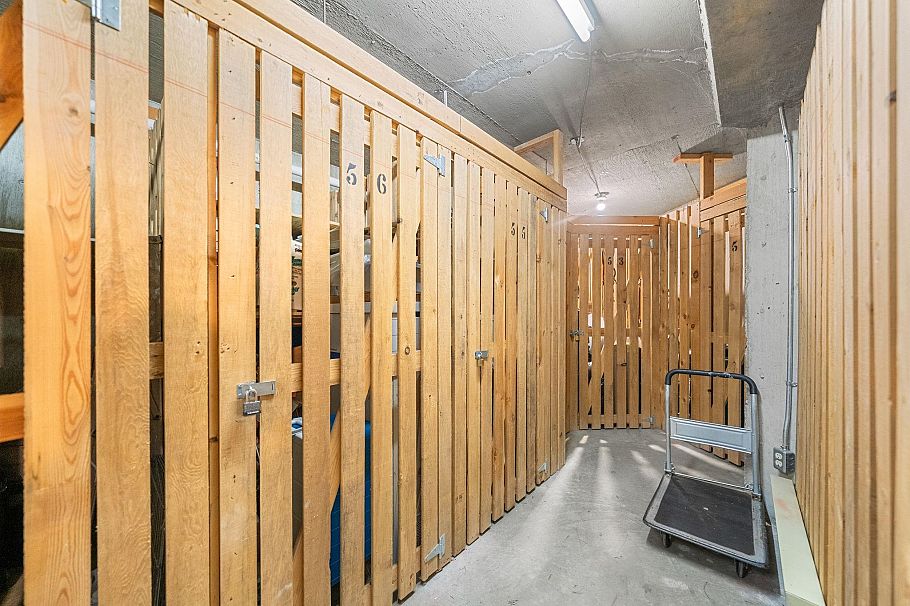 212 2800 Chesterfield Avenue North Vancouver, BC - 34