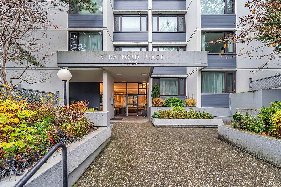 501 1725 Pendrell Street Vancouver, BC - 18