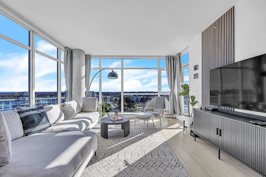 1205 2770 Sophia Street Vancouver, BC - 2