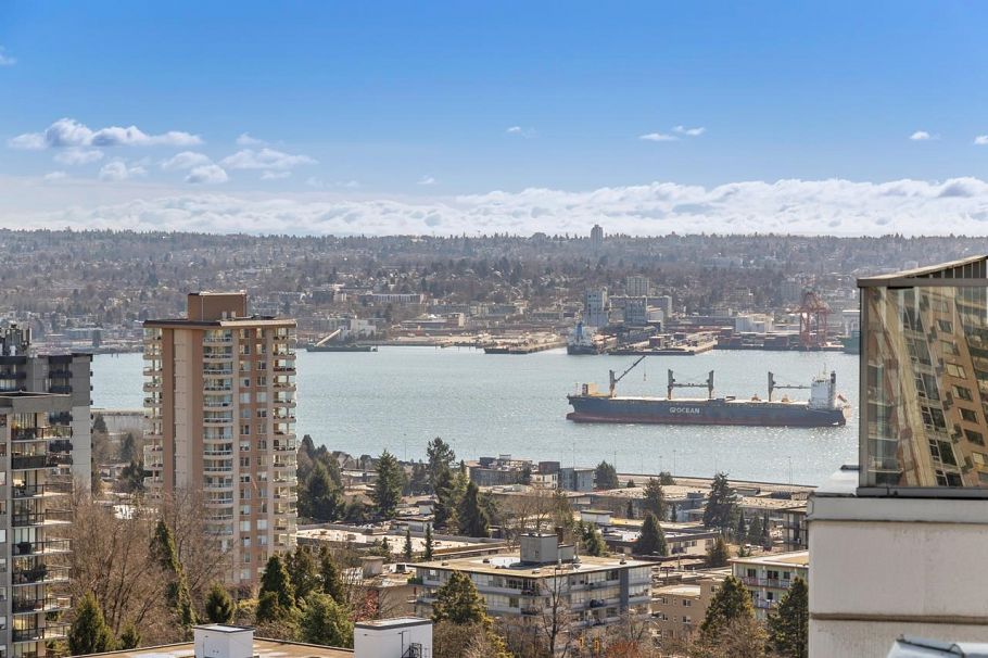 1804 1320 Chesterfield Avenue North Vancouver, BC - 30