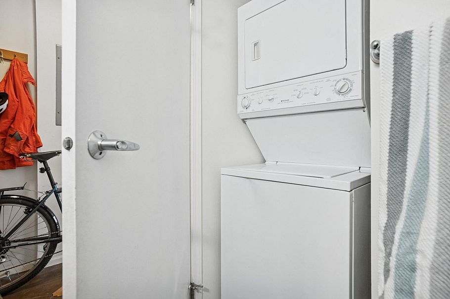 503 1238 Richards Street Vancouver, BC - 12