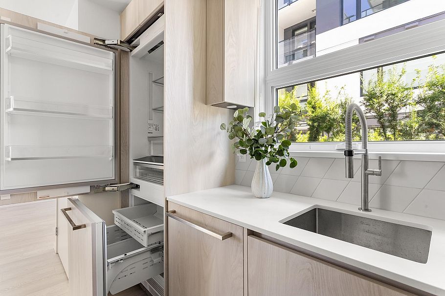 3249 Clive Avenue Vancouver, BC - 10