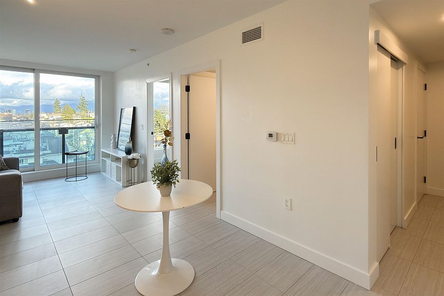 702 5058 Joyce Street Vancouver, BC - 6