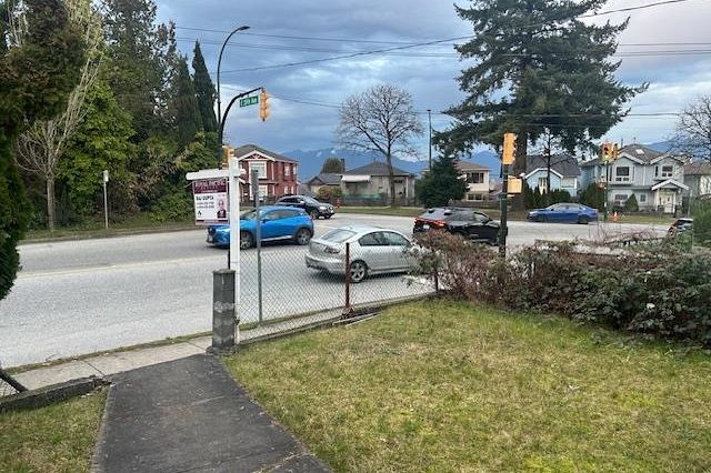 4542 Joyce Street Vancouver, BC - 9