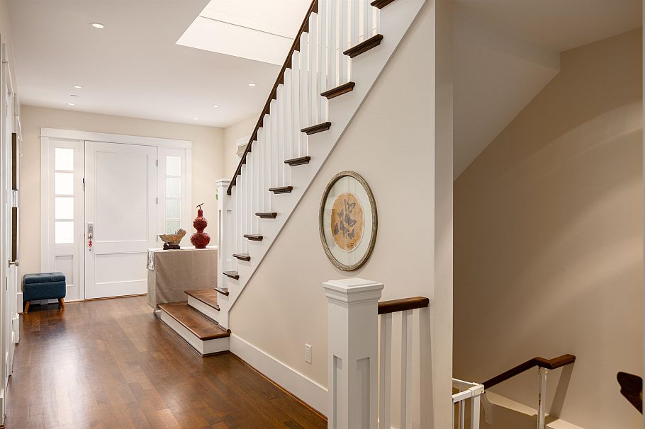 6467 Larch Street Vancouver, BC - 4