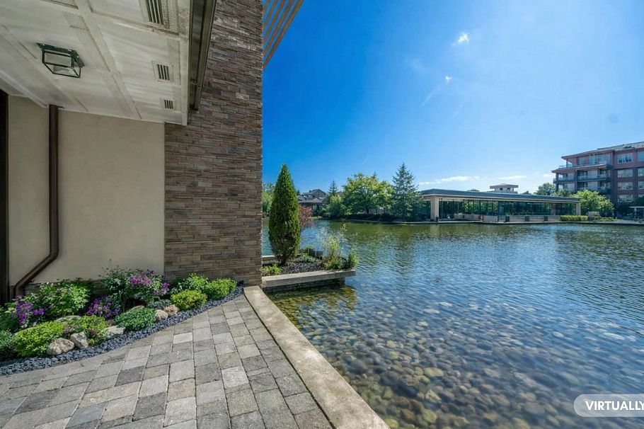 111 3606 Aldercrest Drive North Vancouver, BC - 27