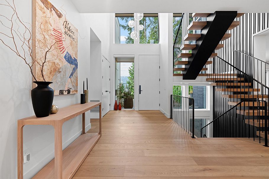 4528 Skyline Drive North Vancouver, BC - 5