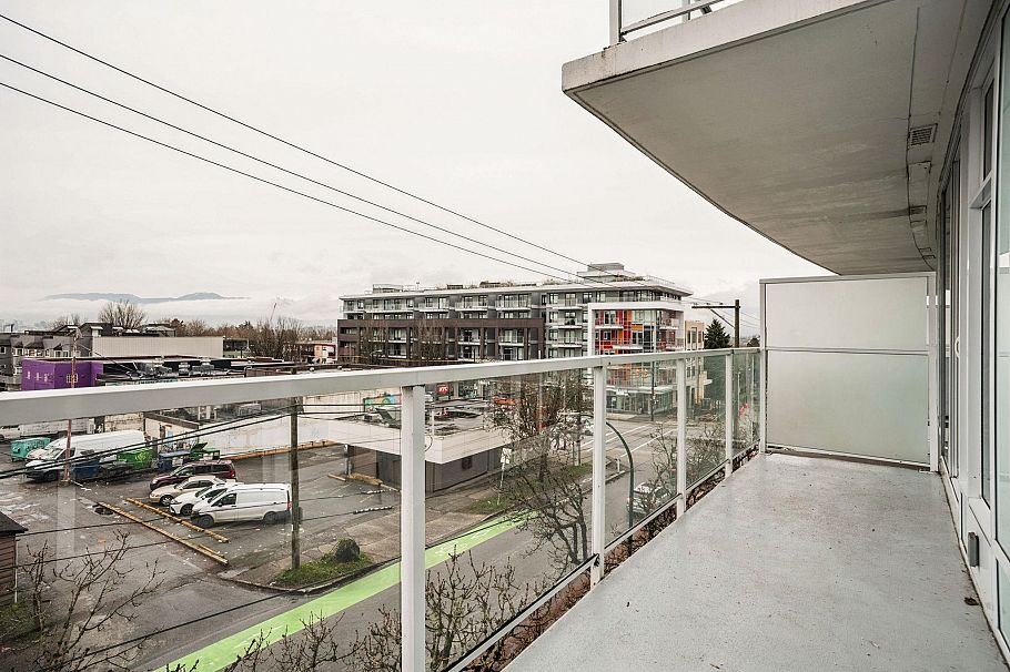 503 4638 Gladstone Street Vancouver, BC - 10