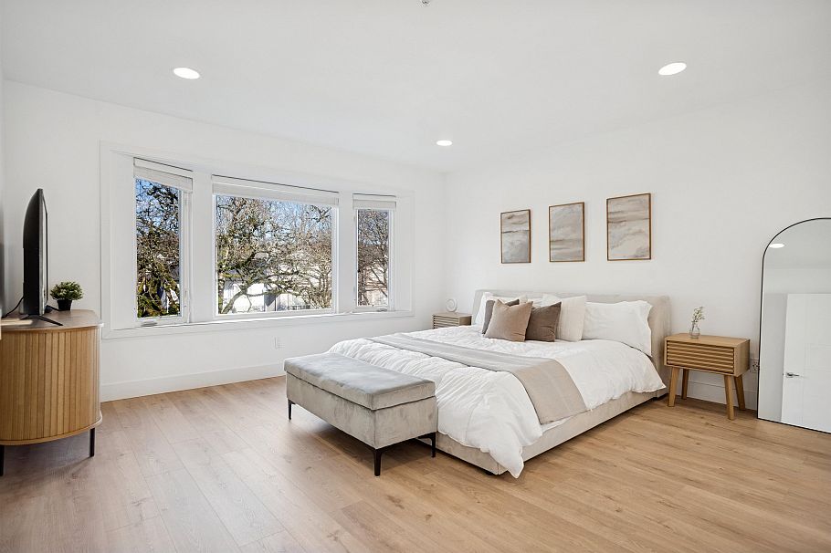 2168 E 8th Avenue Vancouver, BC - 21