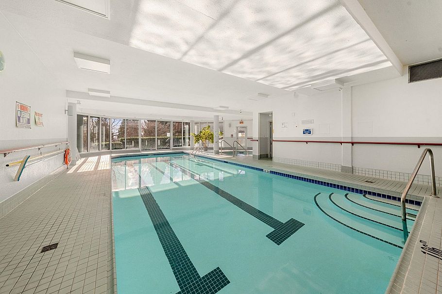 212 2800 Chesterfield Avenue North Vancouver, BC - 35