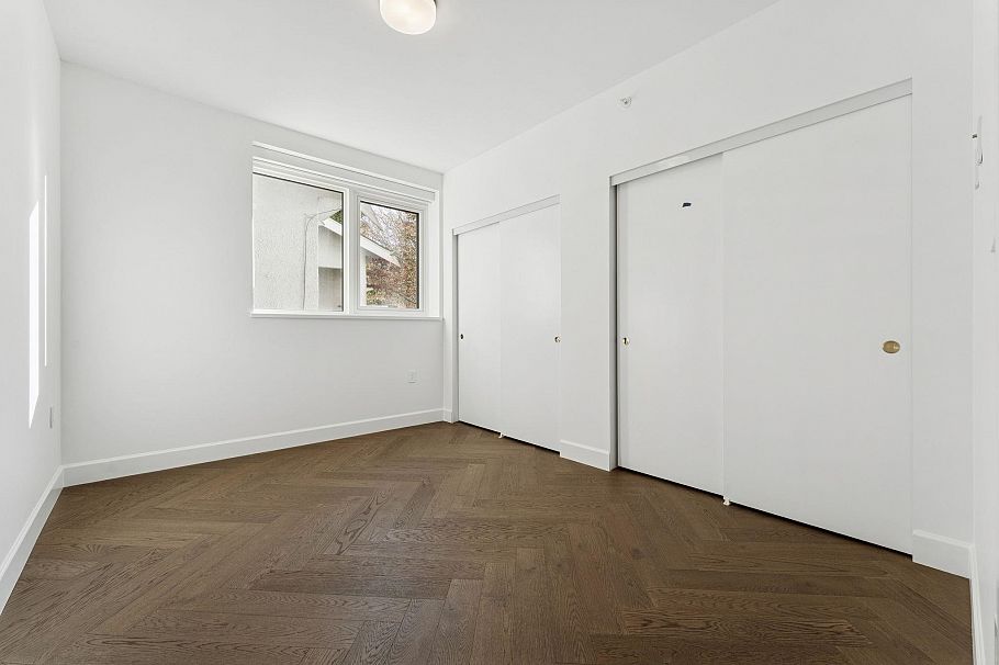 101 3668 W 10th Avenue Vancouver, BC - 25