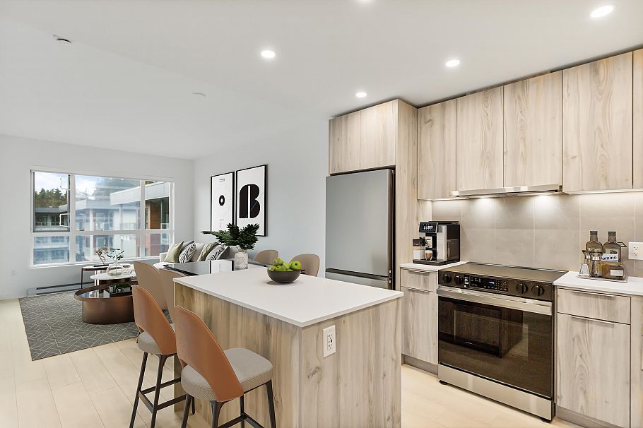 603 3596 Malsum Drive North Vancouver, BC - 2