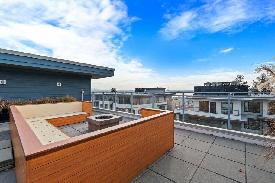 304 221 E 3rd Street North Vancouver, BC - 24