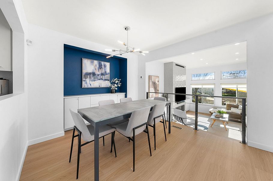 256 W 5th Street North Vancouver, BC - 8