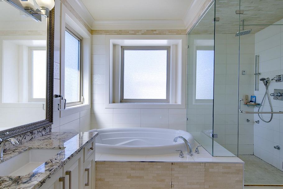 2168 W 16th Avenue Vancouver, BC - 32