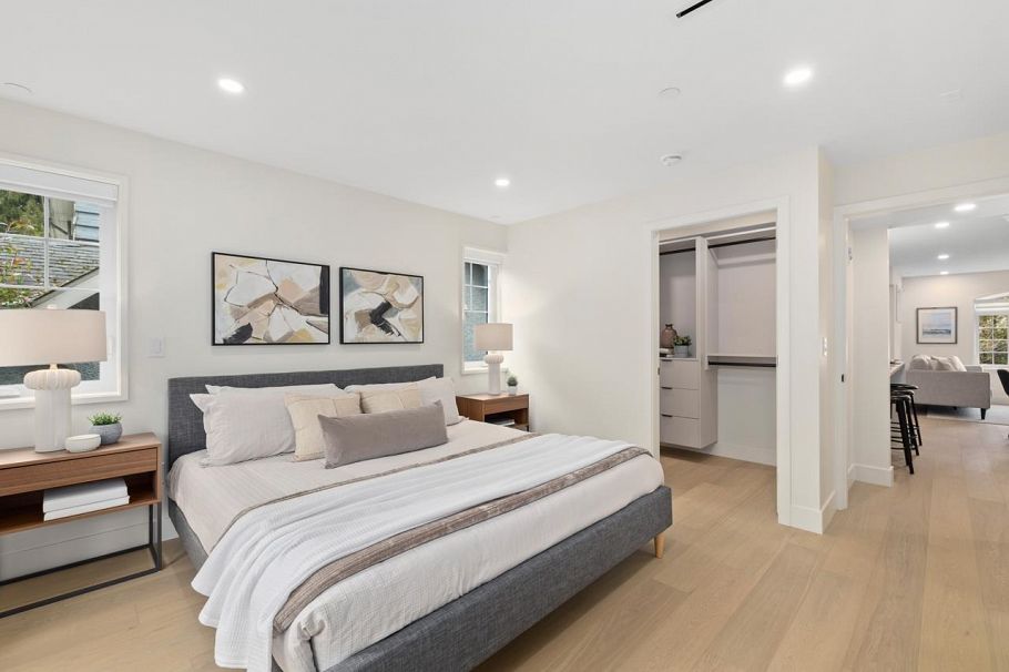 2438 W 49 Avenue Vancouver, BC - 17