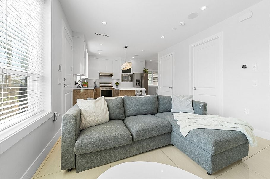 3448 Pandora Street Vancouver, BC - 7