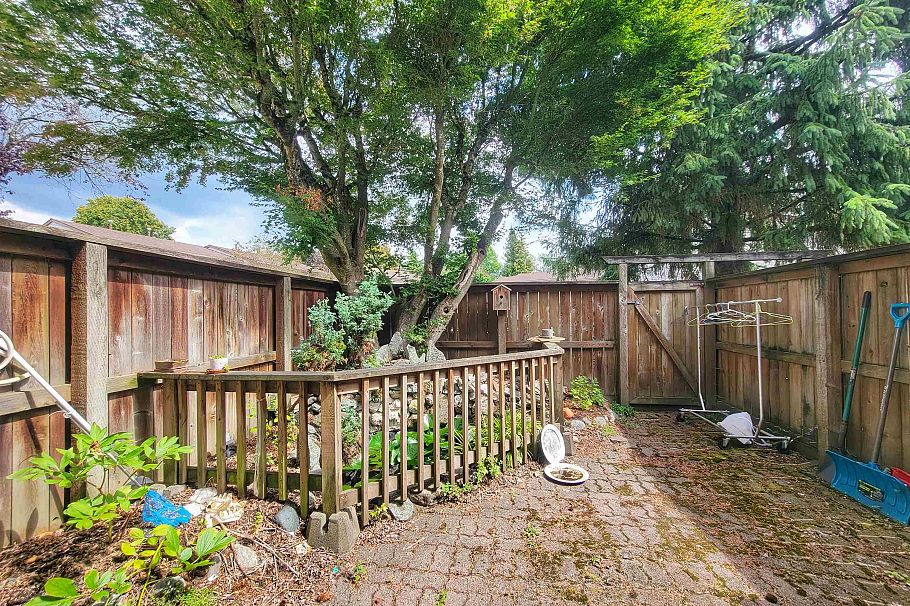 6878 Arlington Street Vancouver, BC - 18